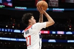 杀伤不少！21号秀莱利半场9中3拿15分3助 罚球9中7