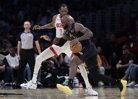 还得是你俩！湖人一度首轮最早3-0火箭 如今西部首轮只剩他们未完